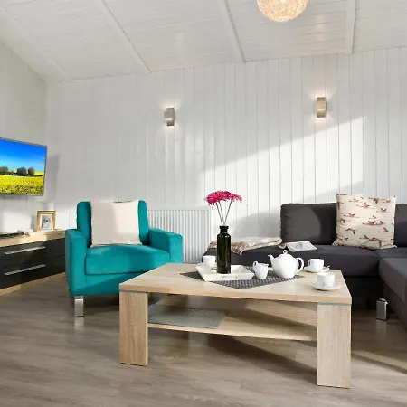 Dom wakacyjny Daenische Ferienhaeuser Am Salzhaff Haus Poseidon *